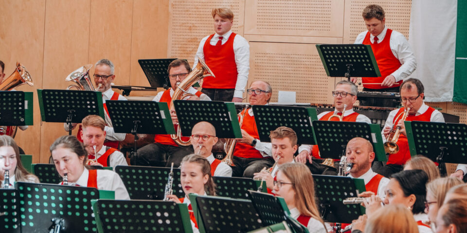 header-20251019_071711000_iOS